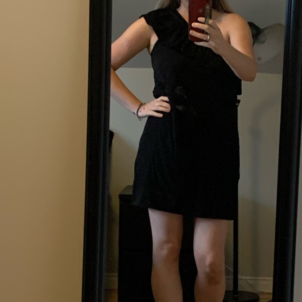 Robe une épaule
